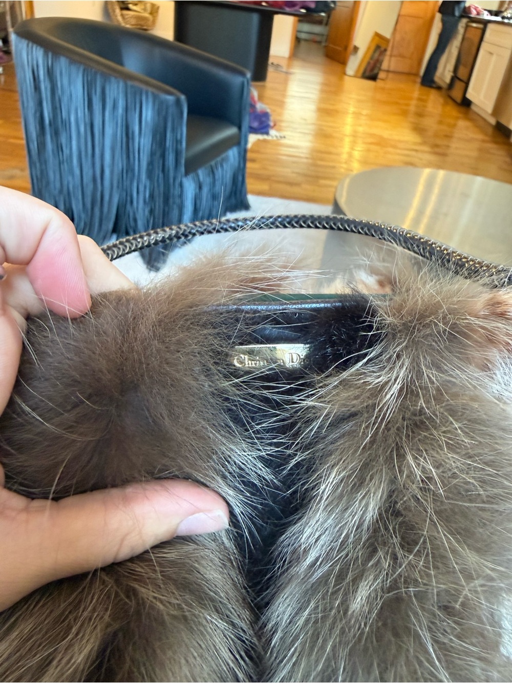 DIOR 2000 FUR TOTE - Picture 6 of 7